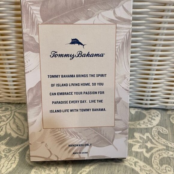 Tommy Bahama Metal Fish Bottle Wine Stopper Tropical Yellow and Black New in Box - Picture 2 of 2